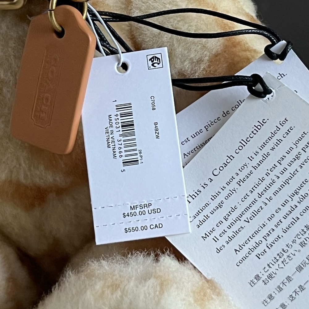 C7058- Coach Bear Collectible in Signature Shearling - Picture 8 of 9